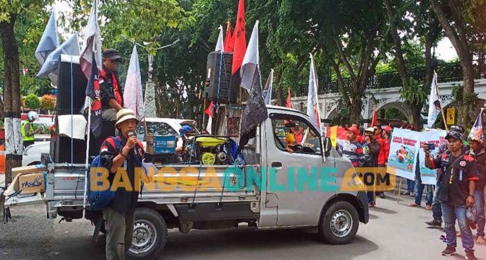 Demo ke DPRD Gresik, Gepal Tuntut Usut Dugaan Jatah Rumah Murah Oknum Dewan