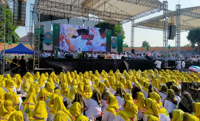 Puluhan Ribu Nahdliyin Hadiri Istighosah Kubro di Stadion R. Soedarsono Bangil