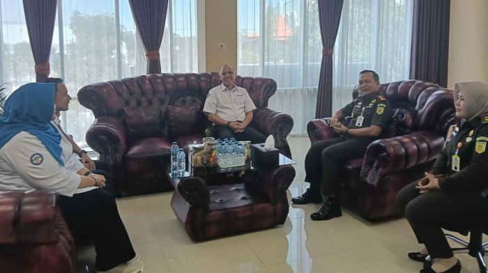 BPJS Gresik Tegaskan JKN Butuh Sinergi, Kepesertaan Capai 100,38 Persen BPJS Gresik Tegaskan JKN Butuh Sinergi, Kepesertaan Capai 100,38 Persen
