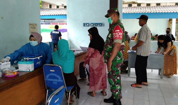 Semakin Sadar, Masyarakat di Tuban Sudah Tak Takut Disuntik Vaksin Covid-19 Semakin Sadar, Masyarakat di Tuban Sudah Tak Takut Disuntik Vaksin Covid-19