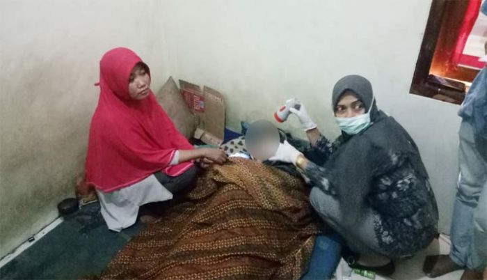 Sempat Dipijat Suami, Wanita Asal Probolinggo Meninggal Dunia Akibat Asmanya Kambuh Sempat Dipijat Suami, Wanita Asal Probolinggo Meninggal Dunia Akibat Asmanya Kambuh