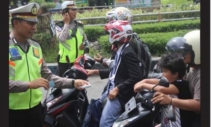 Bawa Motor, Ratusan Pelajar di Sidoarjo Terjaring Razia