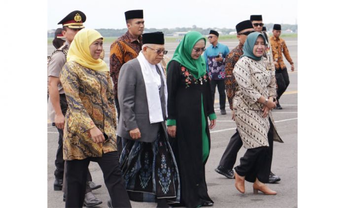 Gubernur Khofifah Bersama Forkopimda Jatim Sambut Kunker Wapres Ma Gubernur Khofifah Bersama Forkopimda Jatim Sambut Kunker Wapres Ma