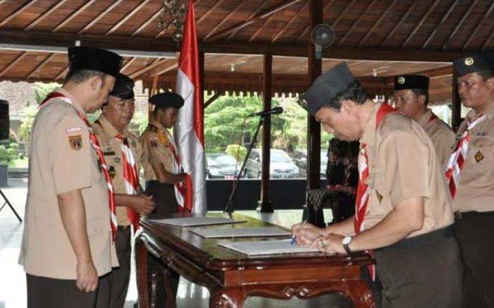 Bupati Lantik Ketua Baru Kwarcab Pramuka Banyumas, Minta Pertahankan Predikat Kwarcab Tergiat