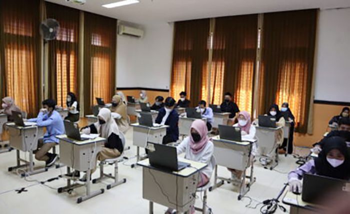 888 Peserta Ikuti UTBK SBMPTN Gelombang 2 di Universitas Brawijaya Malang 888 Peserta Ikuti UTBK SBMPTN Gelombang 2 di Universitas Brawijaya Malang