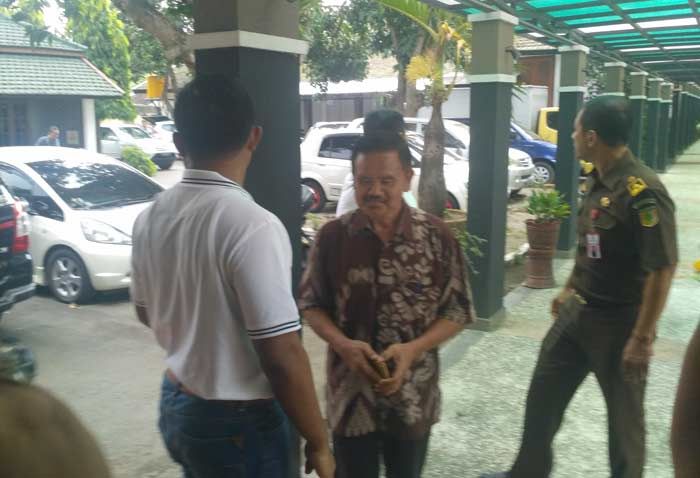 Dua Tersangka Korupsi Jembatan Brawijaya Dilimpahkan ke Kejaksaan Dua Tersangka Korupsi Jembatan Brawijaya Dilimpahkan ke Kejaksaan