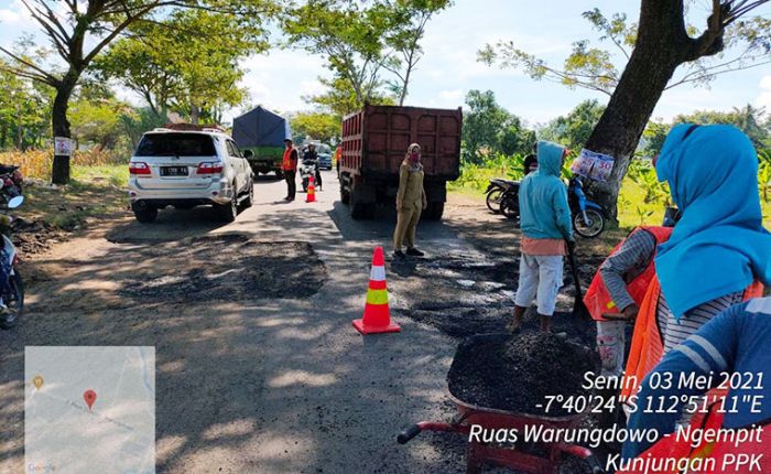 Rekonstruksi Jalan Wisata Menuju Gunung Bromo Mulai Disosialisasikan kepada Masyarakat Rekonstruksi Jalan Wisata Menuju Gunung Bromo Mulai Disosialisasikan kepada Masyarakat