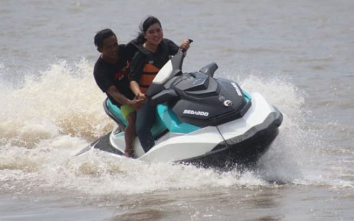 Tak Perlu Repot-Repot ke Bali, Wisata Jetski Juga Ada di Sidoarjo Tak Perlu Repot-Repot ke Bali, Wisata Jetski Juga Ada di Sidoarjo
