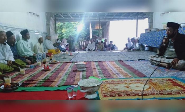 Peduli Dampak Covid-19, H. Mohammad Thohir Bersama Forsim Santuni Guru Ngaji dan Kiai Kampung Peduli Dampak Covid-19, H. Mohammad Thohir Bersama Forsim Santuni Guru Ngaji dan Kiai Kampung