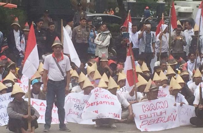 Warga Rembang Dukung Komitmen Gubernur Jawa Tengah Beri Izin Pabrik Semen Indonesia
