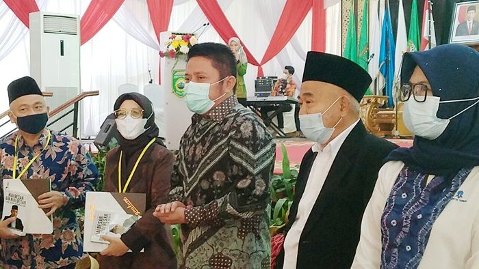 Rendahkan Islam, Gubernur Sumsel Larang Minta Sumbangan di Pinggir Jalan untuk Pembangunan Masjid Rendahkan Islam, Gubernur Sumsel Larang Minta Sumbangan di Pinggir Jalan untuk Pembangunan Masjid