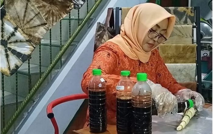 Inovasi IKM Batik Manfaatkan Tumbuhan, Dapatkan Dukungan Penuh dari Pemkot Kediri Inovasi IKM Batik Manfaatkan Tumbuhan, Dapatkan Dukungan Penuh dari Pemkot Kediri