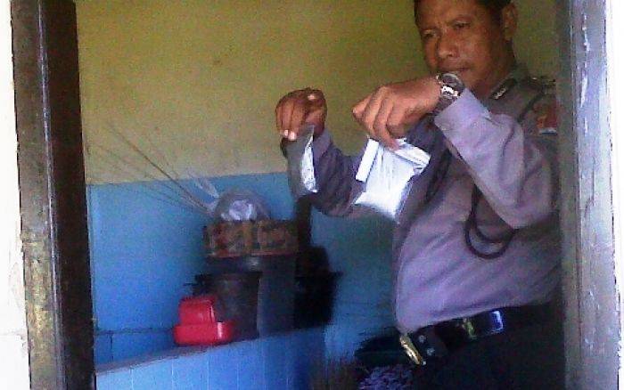 Tetangga Khawatir Meledak, Pembuat Ribuan Mercon Dilaporkan Polisi Tetangga Khawatir Meledak, Pembuat Ribuan Mercon Dilaporkan Polisi