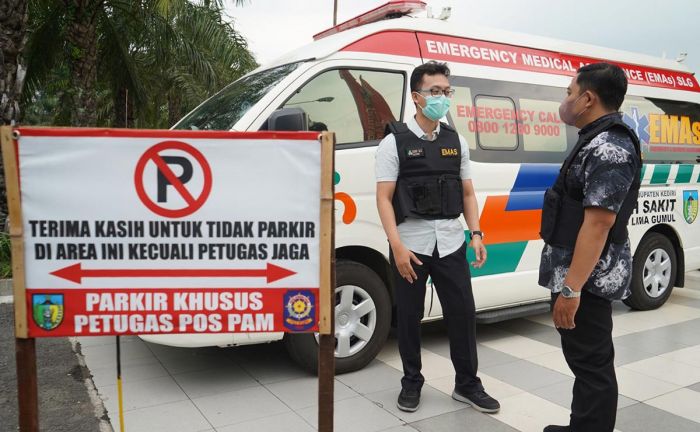 Dinkes Kabupaten Kediri Sebar Tenaga Medis di Jalur Mudik dan Objek Wisata Dinkes Kabupaten Kediri Sebar Tenaga Medis di Jalur Mudik dan Objek Wisata