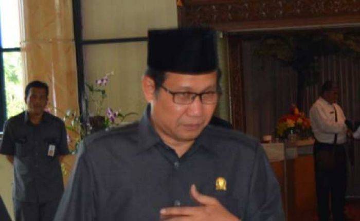 Tak Etis, Ketua DPRD Jatim Halim Iskandar Jadikan Paripurna Ajang Kampanye Pilgub