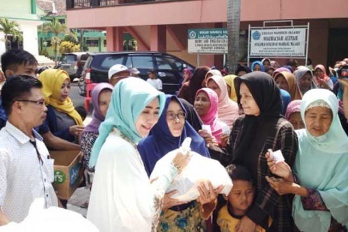 Jelang Lebaran, Kemendag Gelar Pasar Murah Ramadan di Ponpes Mambaul Ma’arif Jombang