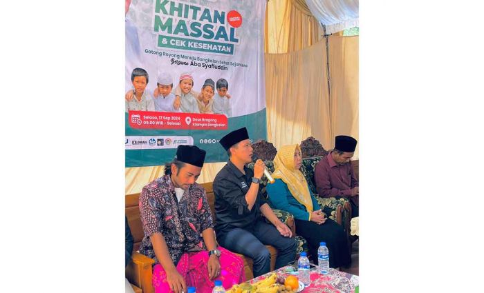 Song Osong Lombhung Gelar Khitan Massal dan Cek Kesehatan di Bragang Bangkalan Song Osong Lombhung Gelar Khitan Massal dan Cek Kesehatan di Bragang Bangkalan