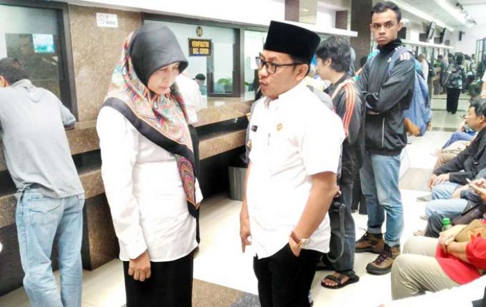 Kepala Dispendukcapil Malang Mundur, Pelayanan Amburadul, Wali Kota Lantik Pejabat Baru Kepala Dispendukcapil Malang Mundur, Pelayanan Amburadul, Wali Kota Lantik Pejabat Baru