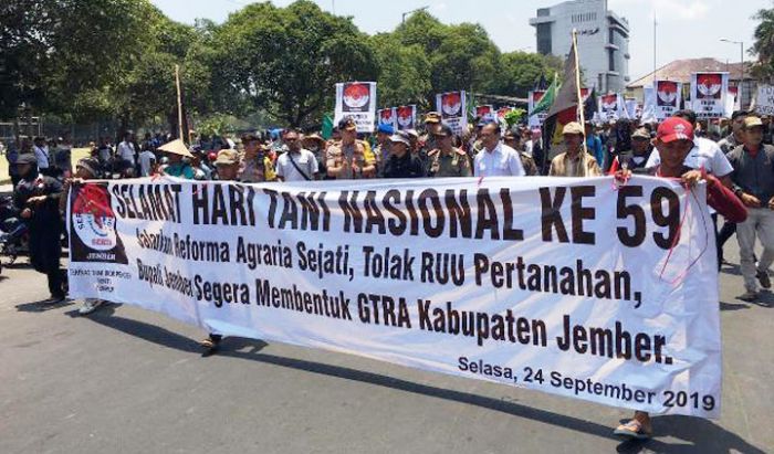 Ribuan Petani Jember Unjuk Rasa, Desak Wujudkan Reforma Agraria