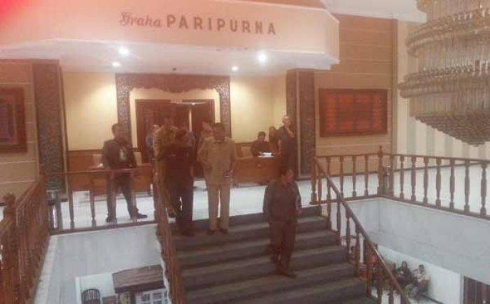 Pembahasan APBD-P Sumenep, Terhambat Realisasi Dana Pilkada Pembahasan APBD-P Sumenep, Terhambat Realisasi Dana Pilkada
