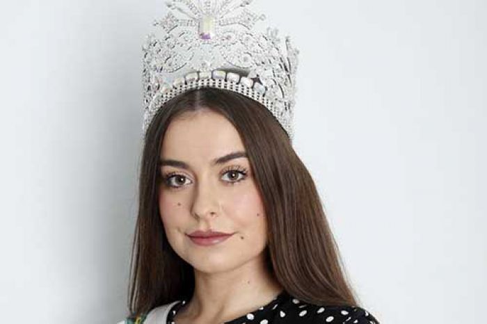 Taipan Philipina Teror Kontestan Miss Earth untuk Minta Layanan Seks Taipan Philipina Teror Kontestan Miss Earth untuk Minta Layanan Seks