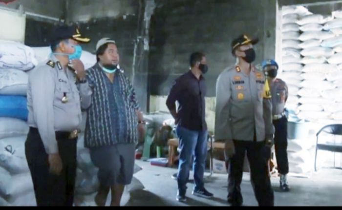 Polres Kediri Siapkan 10 Ton Beras untuk Bantu Warga Terimbas Pandemi Covid-19 Polres Kediri Siapkan 10 Ton Beras untuk Bantu Warga Terimbas Pandemi Covid-19