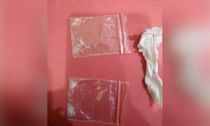 Nyambi Edarkan Sabu PSK Asal Bayuwangi Diamankan Polres Blitar Nyambi Edarkan Sabu PSK Asal Bayuwangi Diamankan Polres Blitar