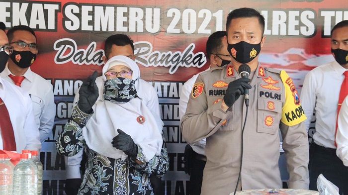 Buntut Ricuh Antar Perguruan Silat di Tuban, Ketua Panitia Kopdar Ditetapkan Jadi Tersangka Buntut Ricuh Antar Perguruan Silat di Tuban, Ketua Panitia Kopdar Ditetapkan Jadi Tersangka