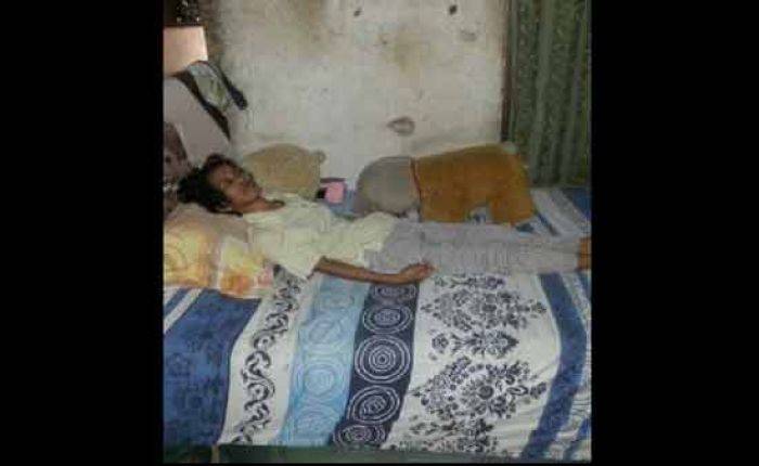 Tidak Mampu Berobat, Gadis di Ngawi ini 10 Tahun hanya Bisa Berbaring Gara-gara Ataksia Tidak Mampu Berobat, Gadis di Ngawi ini 10 Tahun hanya Bisa Berbaring Gara-gara Ataksia