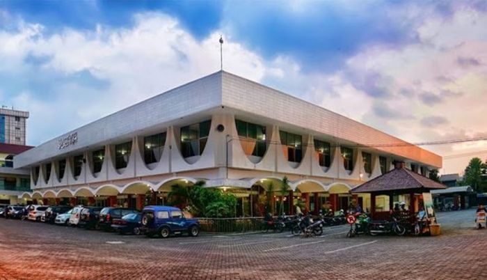 Masjid Sabilillah Malang Raih Penghargaan Terbaik Nasional Versi DMI Masjid Sabilillah Malang Raih Penghargaan Terbaik Nasional Versi DMI