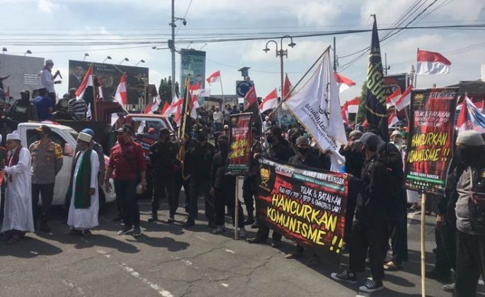 Aliansi Anak Bangsa Tolak RUU HIP dan RUU Omnibus Law Aliansi Anak Bangsa Tolak RUU HIP dan RUU Omnibus Law