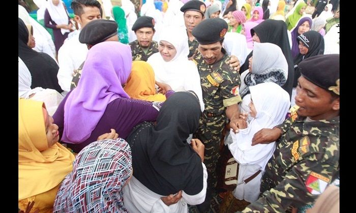Sowan ke Pesantren Probolinggo, Khofifah: Banyak Silaturahmi, Banyak Berkah Sowan ke Pesantren Probolinggo, Khofifah: Banyak Silaturahmi, Banyak Berkah