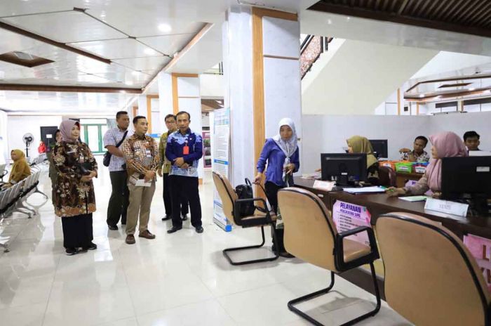 Pj Wali Kota Probolinggo Gelar Audiensi dengan OPD Pj Wali Kota Probolinggo Gelar Audiensi dengan OPD