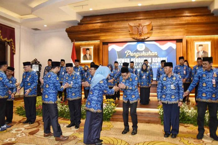 Di Pengukuhan Dewan Pengurus Korpri Jatim, Gubernur Khofifah Minta ASN Miliki Fighting Spirit