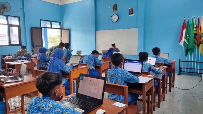 MI Muhammadiyah 21 Kapas Bojonegoro Cetak 21 Alumni Baru