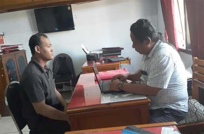 Sebar Berita Tentang Rencana Penutupan Ponpes oleh PDIP, Warga Pandaan Diamankan Sebar Berita Tentang Rencana Penutupan Ponpes oleh PDIP, Warga Pandaan Diamankan