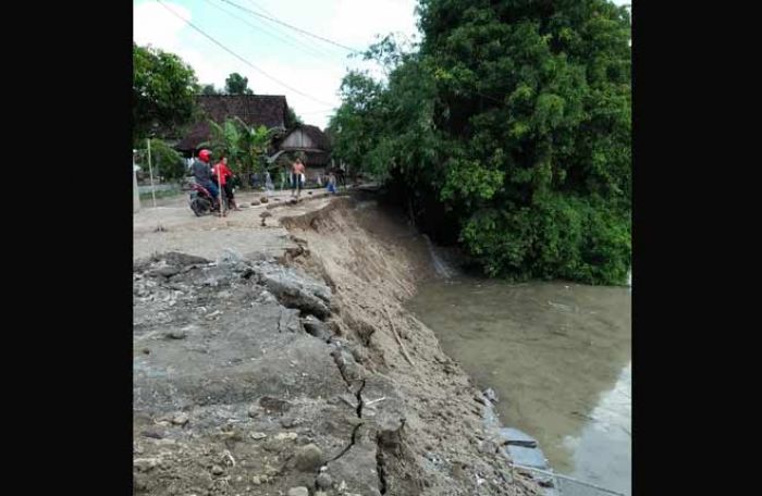 Soal Ambrolnya Talut di Pelanglor, OPD Saling Lempar Tanggung Jawab Soal Ambrolnya Talut di Pelanglor, OPD Saling Lempar Tanggung Jawab