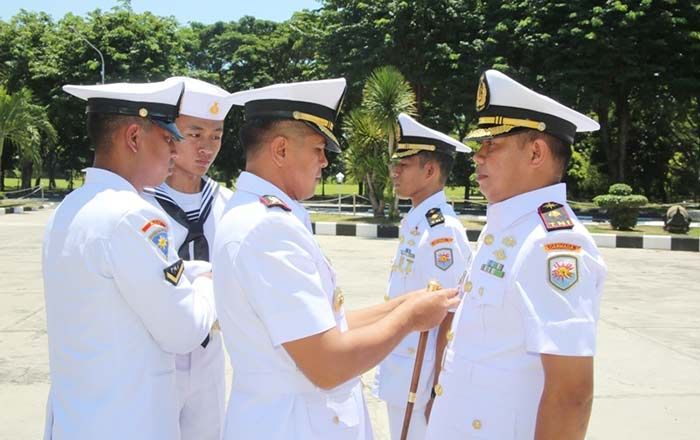 Mayor Laut (P) Aspiono Torohula Resmi Jabat Komandan KRI Pari-849