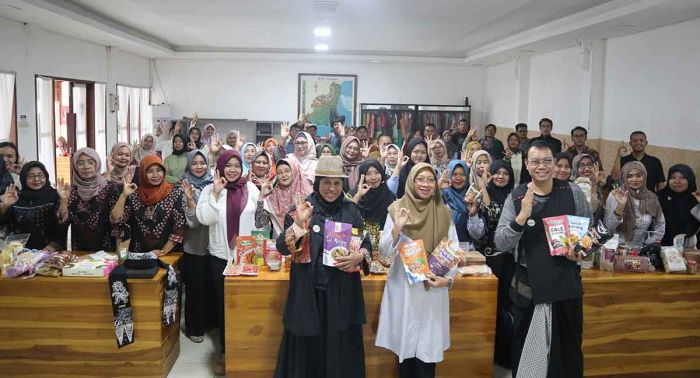 Luncurkan Program UMKM Tumbuh Bersama di Banyuwangi, MR DIY Dukung Ekonomi Inklusif Luncurkan Program UMKM Tumbuh Bersama di Banyuwangi, MR DIY Dukung Ekonomi Inklusif