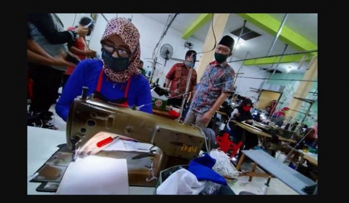 BK DPRD Pasuruan Pastikan Tidak Ada Anggota Terlibat Proyek Masker BK DPRD Pasuruan Pastikan Tidak Ada Anggota Terlibat Proyek Masker
