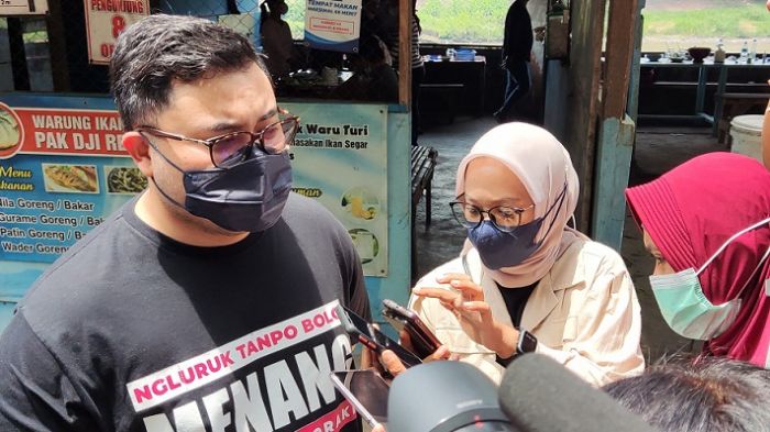 Camat akan Dievaluasi, Bupati Kediri Imbau Masyarakat Tak Gelar Acara yang Datangkan Massa Camat akan Dievaluasi, Bupati Kediri Imbau Masyarakat Tak Gelar Acara yang Datangkan Massa