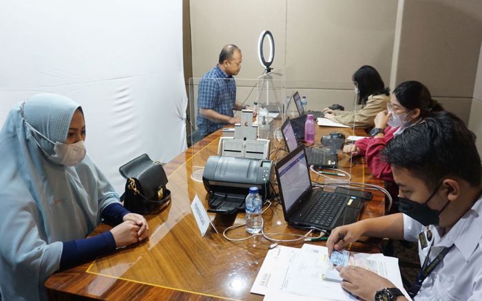 Kantor Imigrasi Malang Gelar Pandangi Karmila di BNI Cabang Kayutangan