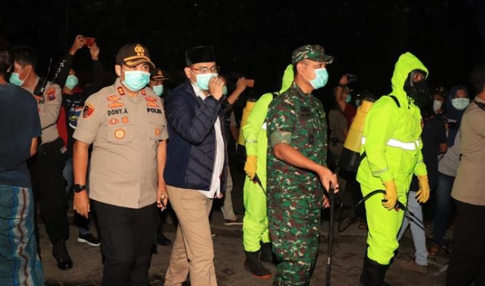 Plt. Wali Kota Pasuruan Pimpin Patroli Gabungan Cegah Penyebaran Covid-19 Plt. Wali Kota Pasuruan Pimpin Patroli Gabungan Cegah Penyebaran Covid-19