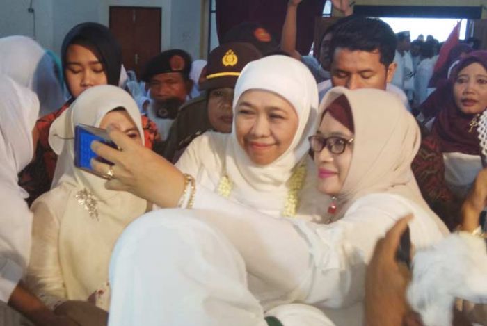 Hadiri Deklarasi JKSN di Lamongan, Khofifah Optimis Perolehan Suara Jokowi Melebihi Pilgub Jatim Hadiri Deklarasi JKSN di Lamongan, Khofifah Optimis Perolehan Suara Jokowi Melebihi Pilgub Jatim