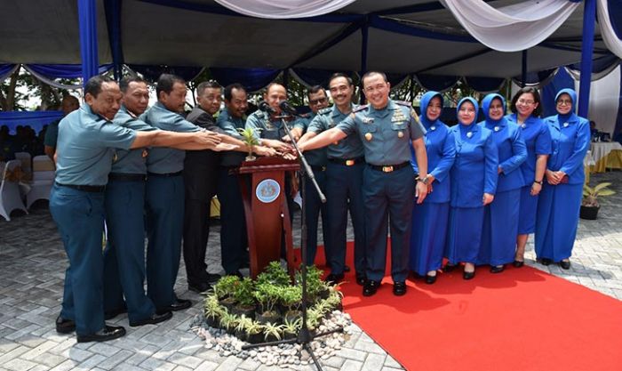 Pangarmada II Dampingi Wakasal Resmikan Gedung Kolat Penerbal