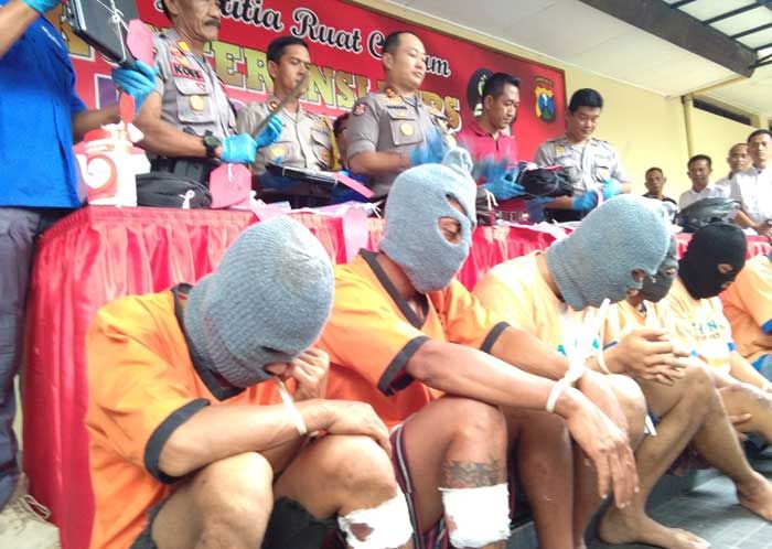 Dua Pelaku Pembacokan di Tuban Didor Petugas Dua Pelaku Pembacokan di Tuban Didor Petugas