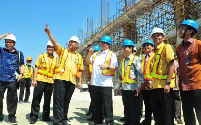 Kunker ke Gresik, Menperin Tinjau Pembangunan Pabrik Amurea II PG Kunker ke Gresik, Menperin Tinjau Pembangunan Pabrik Amurea II PG