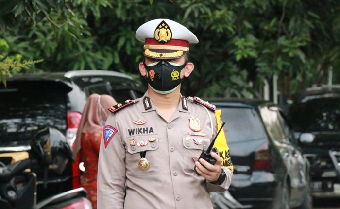 Satlantas Polresta Sidoarjo Berikan Dispensasi Perpanjangan SIM Selama Masa PPKM Darurat Satlantas Polresta Sidoarjo Berikan Dispensasi Perpanjangan SIM Selama Masa PPKM Darurat