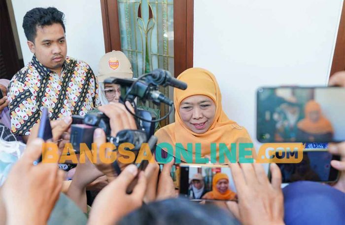 Kantongi 7 Rekom untuk Pilgub Jatim 2024, Khofifah Sebut Ada 8 Partai Pendukung Kantongi 7 Rekom untuk Pilgub Jatim 2024, Khofifah Sebut Ada 8 Partai Pendukung