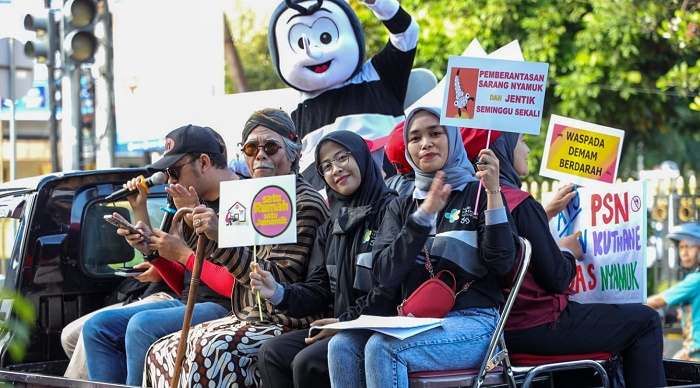 Cegah Penyebaran DBD, Dinkes Kota Kediri Lakukan Sosialisasi dengan Siaran Keliling Cegah Penyebaran DBD, Dinkes Kota Kediri Lakukan Sosialisasi dengan Siaran Keliling
